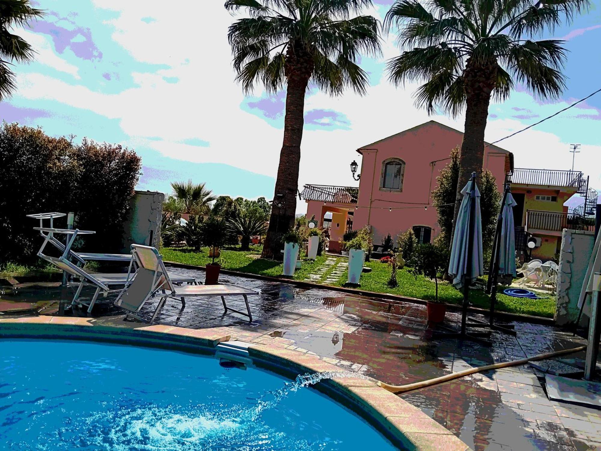 Villa Laura Apartment Джардини-Наксос Экстерьер фото